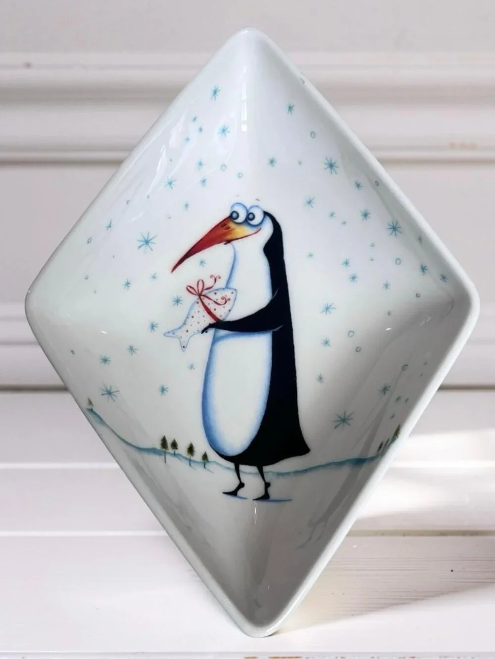 RARE Royal Worcester Clare Mackie Penguin Hors d'Oeuvres Christmas Dish Set of 4